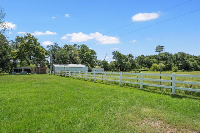 671 Lcr 516, Mexia, TX 76667