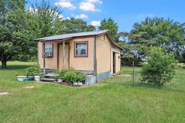 671 Lcr 516, Mexia, TX 76667