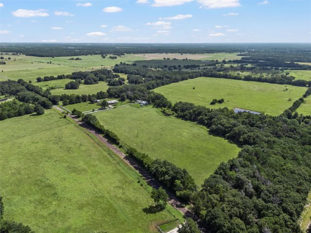 671 Lcr 516, Mexia, TX 76667