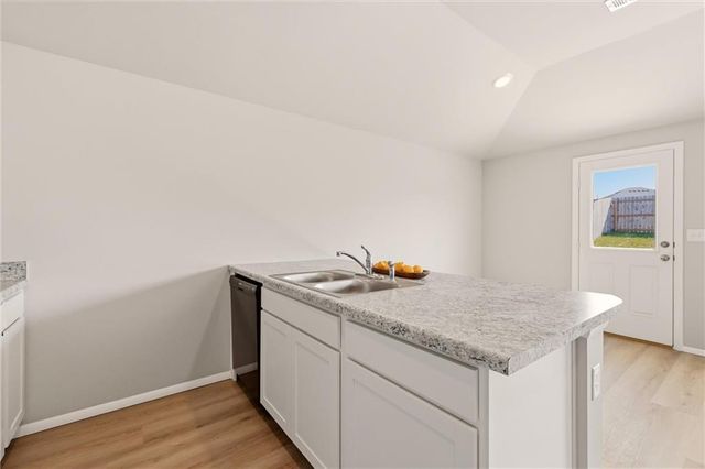 37815 W 207th Terrace, Edgerton, KS 66021