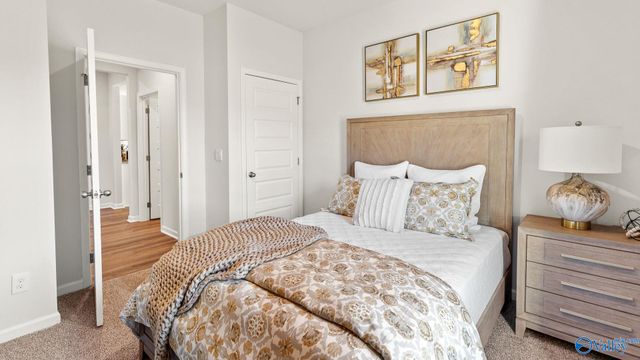 405 Jackson Point Circle, Huntsville, AL 35811