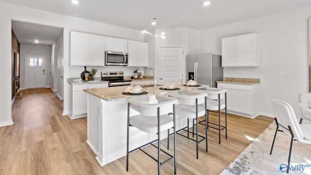 405 Jackson Point Circle, Huntsville, AL 35811