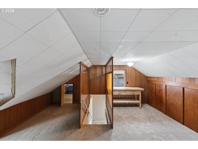 2611 EVERETT Ave, North Bend, OR 97459