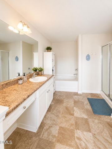 128 Steamboat Lane, Burlington, NC 27217