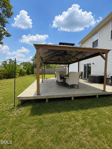 128 Steamboat Lane, Burlington, NC 27217