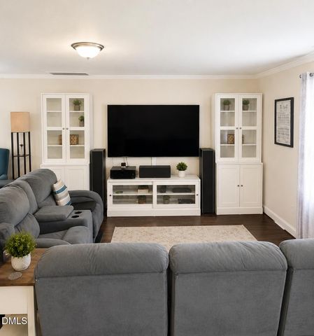 128 Steamboat Lane, Burlington, NC 27217