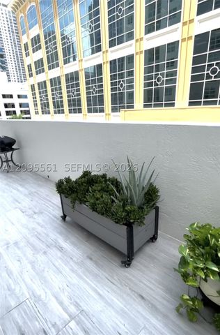 350 SE 2nd St 680, Fort Lauderdale, FL 33301