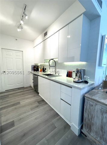 350 SE 2nd St 680, Fort Lauderdale, FL 33301