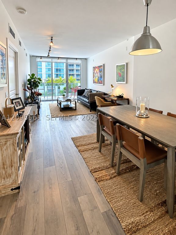 350 SE 2nd St 680, Fort Lauderdale, FL 33301