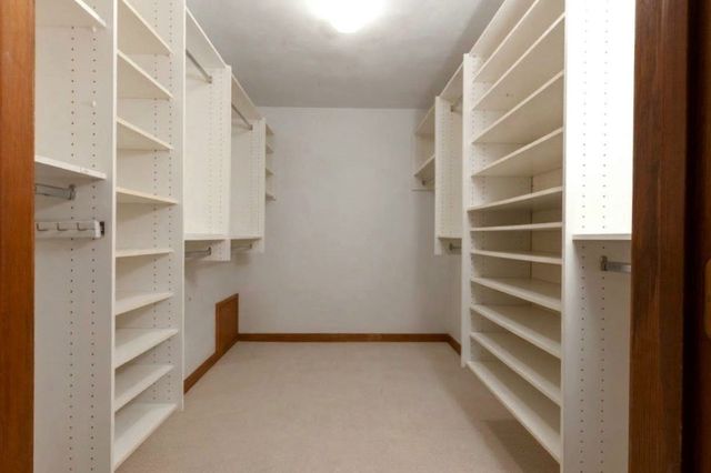 4 Mead Circle, Lexington, MA 02420