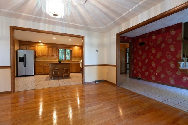 4 Mead Circle, Lexington, MA 02420