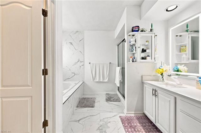 801 Aston PL, Chesapeake, VA 23322