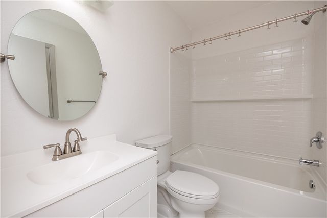 7217 Sparkle Sea Dr 2, Corpus Christi, TX 78412