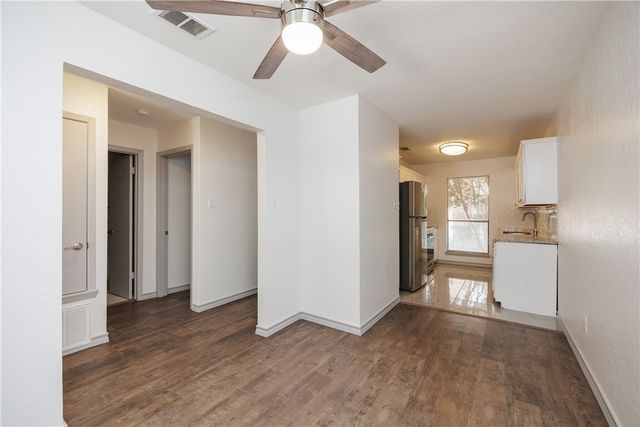 7217 Sparkle Sea Dr 2, Corpus Christi, TX 78412