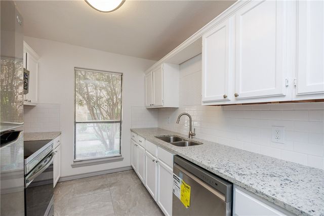 7217 Sparkle Sea Dr 2, Corpus Christi, TX 78412