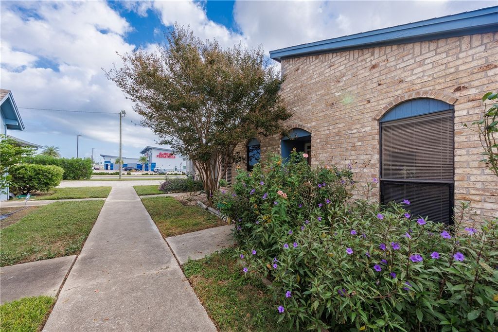 7217 Sparkle Sea Dr 2, Corpus Christi, TX 78412 — photo 2