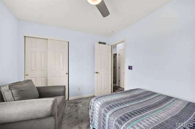 5 Covered Wagon Trail Court, St Peters, MO 63376