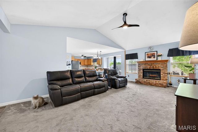 5 Covered Wagon Trail Court, St Peters, MO 63376