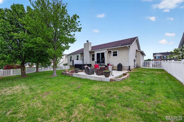 5 Covered Wagon Trail Court, St Peters, MO 63376