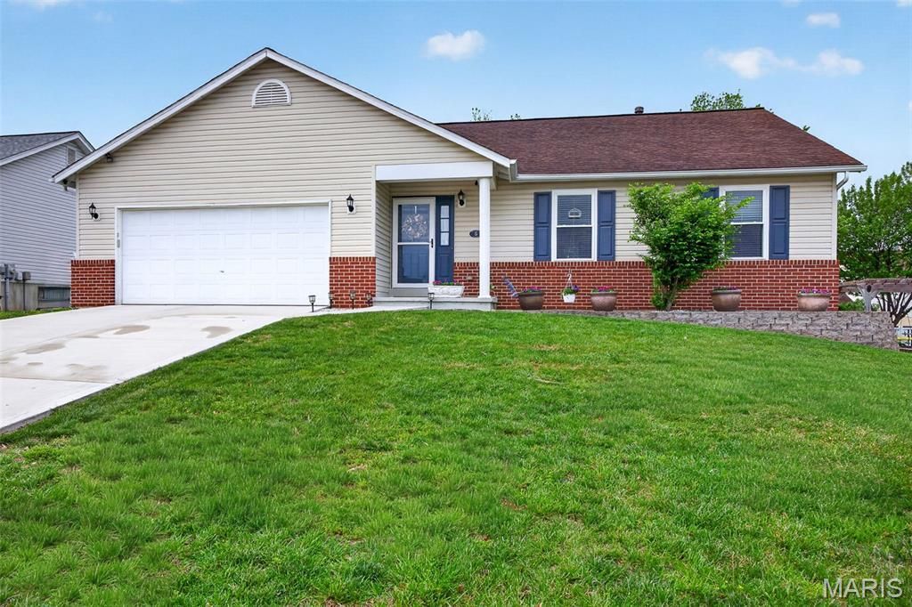 5 Covered Wagon Trail Court, St Peters, MO 63376