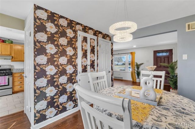 9955 Box Elder Court, St Louis, MO 63123