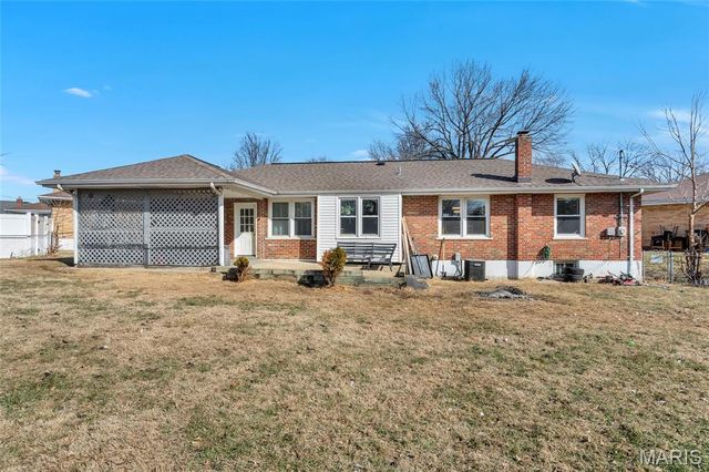 9955 Box Elder Court, St Louis, MO 63123