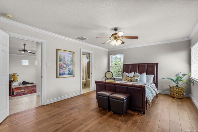 211 Champion Hvn, San Antonio, TX 78258