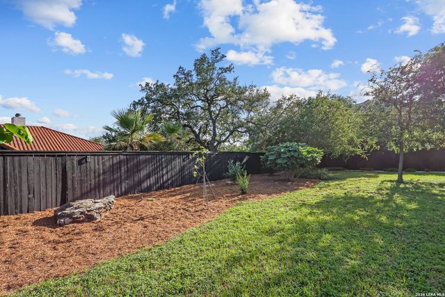 211 Champion Hvn, San Antonio, TX 78258