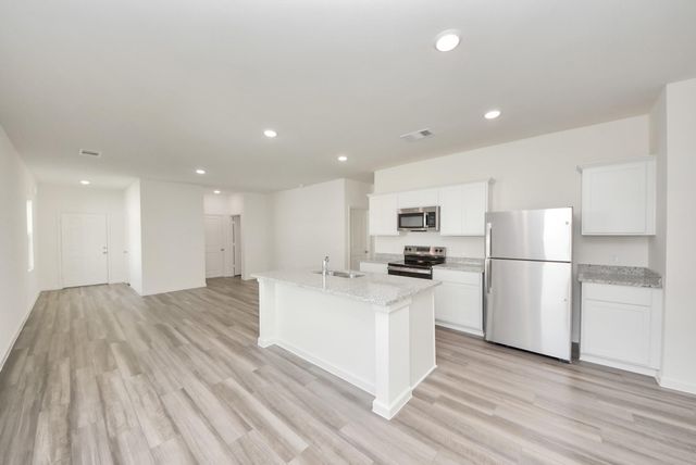 31035 Gayle Prairie Oaks Street, Waller, TX 77484