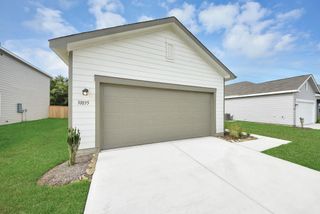 31035 Gayle Prairie Oaks Street, Waller, TX 77484