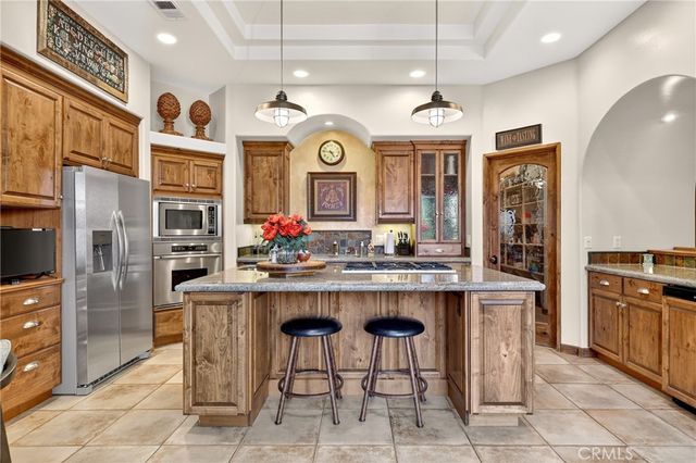 27360 Elmwood, Lake Arrowhead, CA 92352