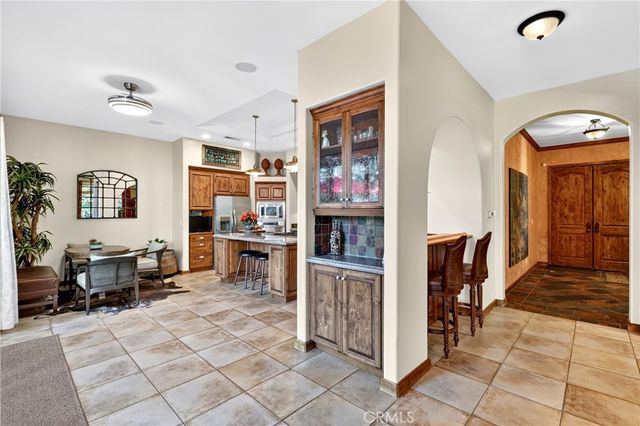 27360 Elmwood, Lake Arrowhead, CA 92352
