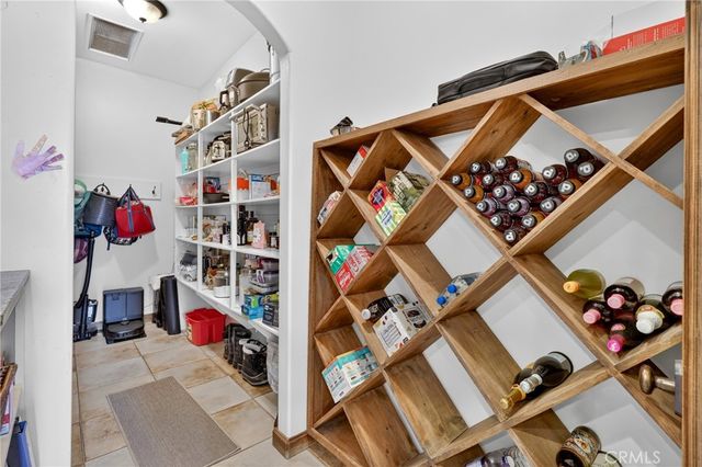 27360 Elmwood, Lake Arrowhead, CA 92352