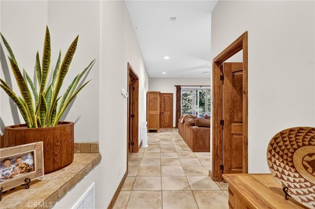 27360 Elmwood, Lake Arrowhead, CA 92352