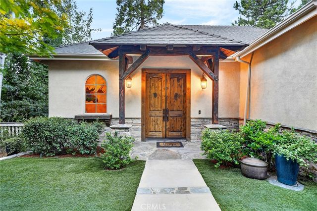 27360 Elmwood, Lake Arrowhead, CA 92352