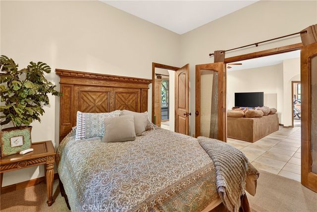27360 Elmwood, Lake Arrowhead, CA 92352