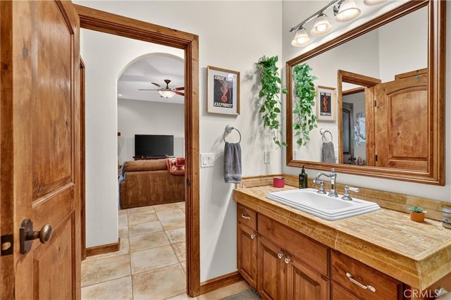 27360 Elmwood, Lake Arrowhead, CA 92352