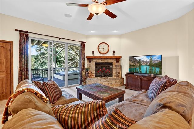 27360 Elmwood, Lake Arrowhead, CA 92352