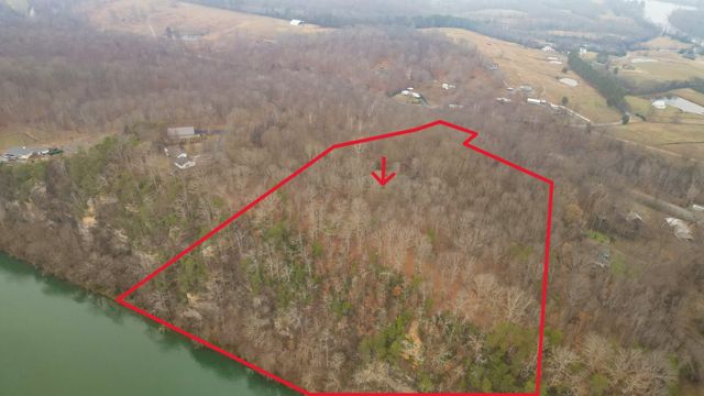 392 Feather Ridge Rd, Charlotte, TN 37036