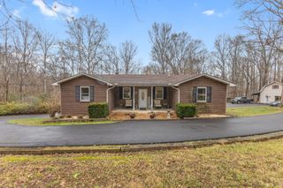 392 Feather Ridge Rd, Charlotte, TN 37036