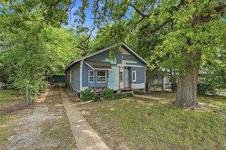 829 W Walker Street, Denison, TX 75020