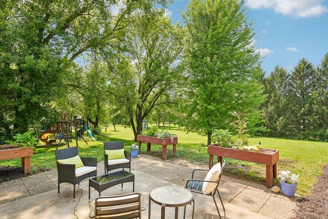 322 Porthamel COURT, Wales, WI 53183