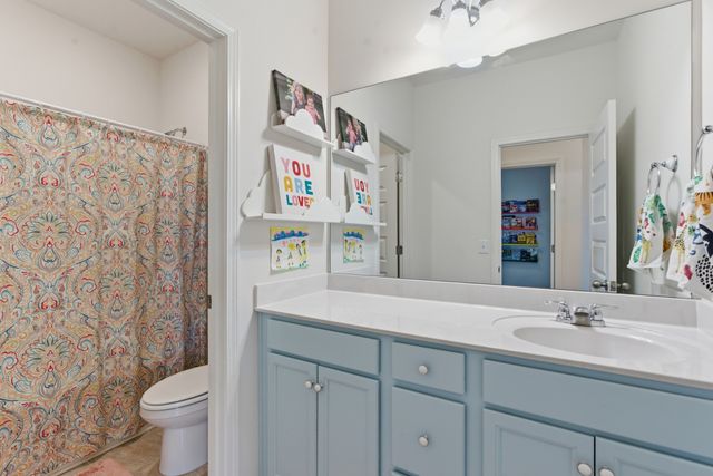4161 Magnolia Farms Dr, Hermitage, TN 37076