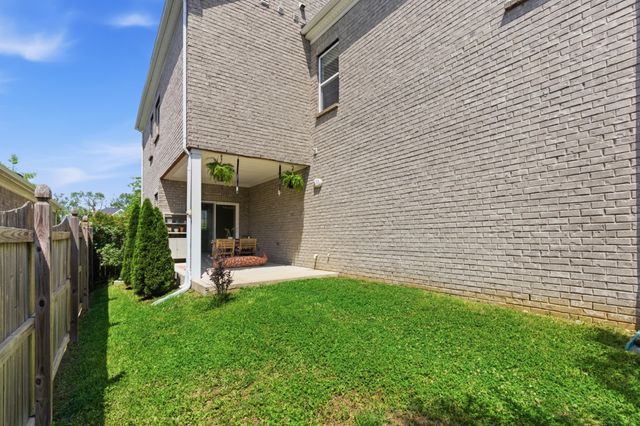 4161 Magnolia Farms Dr, Hermitage, TN 37076