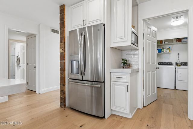 3800 E LINCOLN Drive 37, Phoenix, AZ 85018