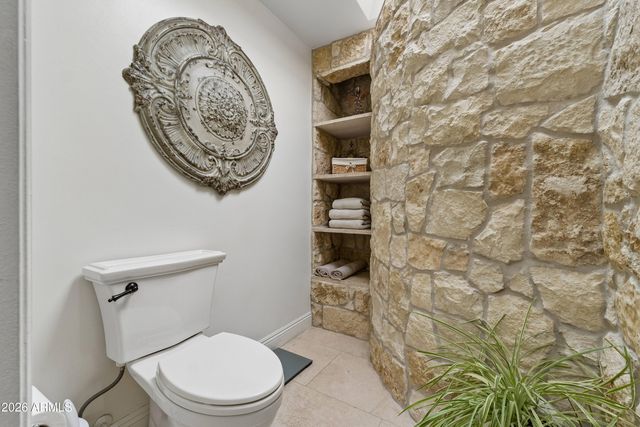 3800 E LINCOLN Drive 37, Phoenix, AZ 85018