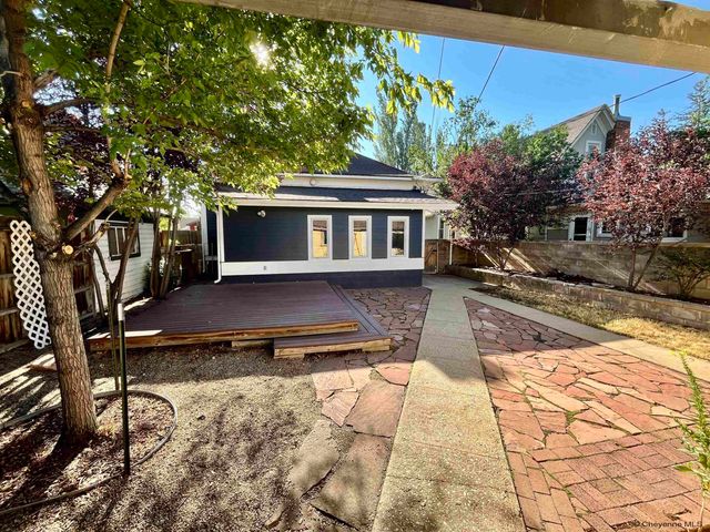 506 S 8TH ST, Laramie, WY 82070