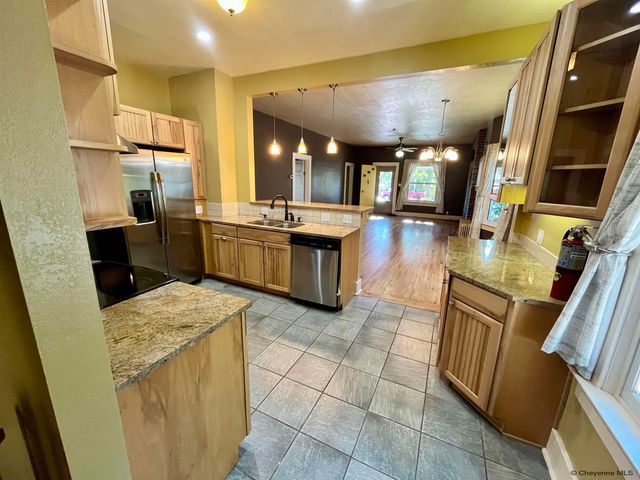 506 S 8TH ST, Laramie, WY 82070