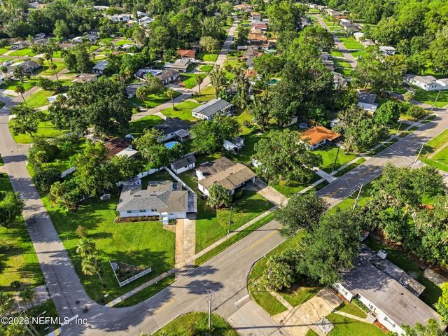 2548 PARENTAL HOME Road, Jacksonville, FL 32216