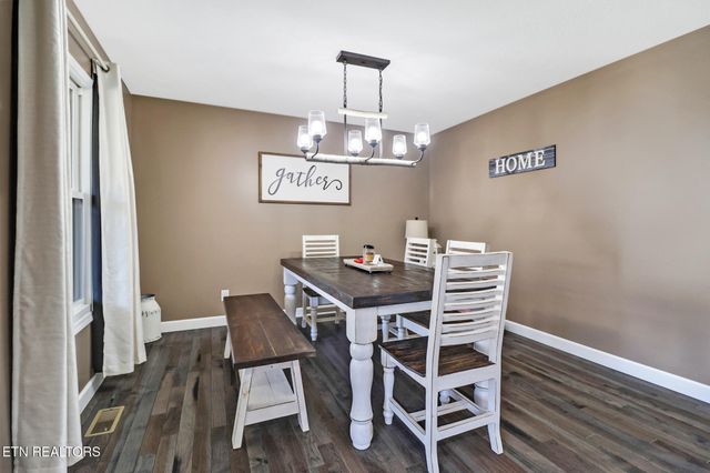 1926 Old Grimsley Rd, Grimsley, TN 38565